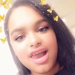 Meet your Posher, Scarlett